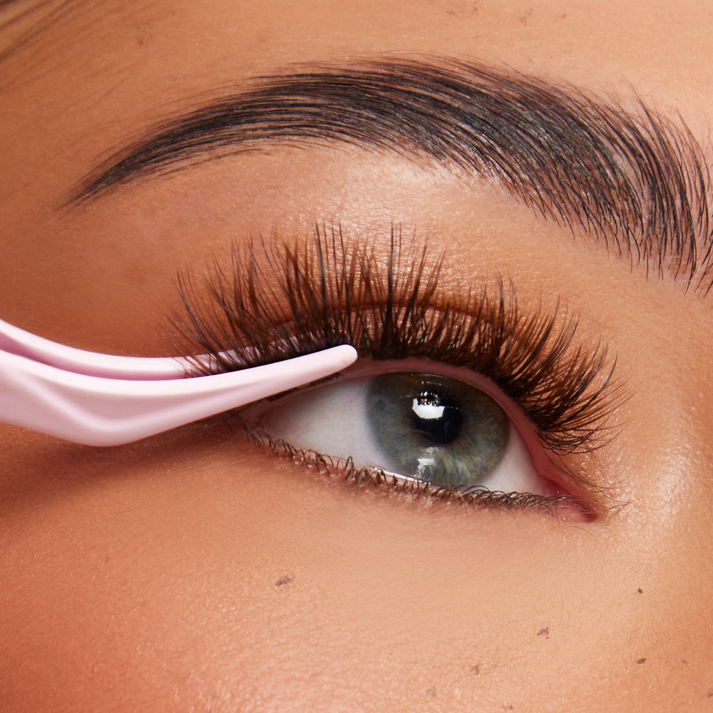 Invisi-Lash Kit - Winged Out Edition 6 Invisi-Lash Kit - Winged Out Edition