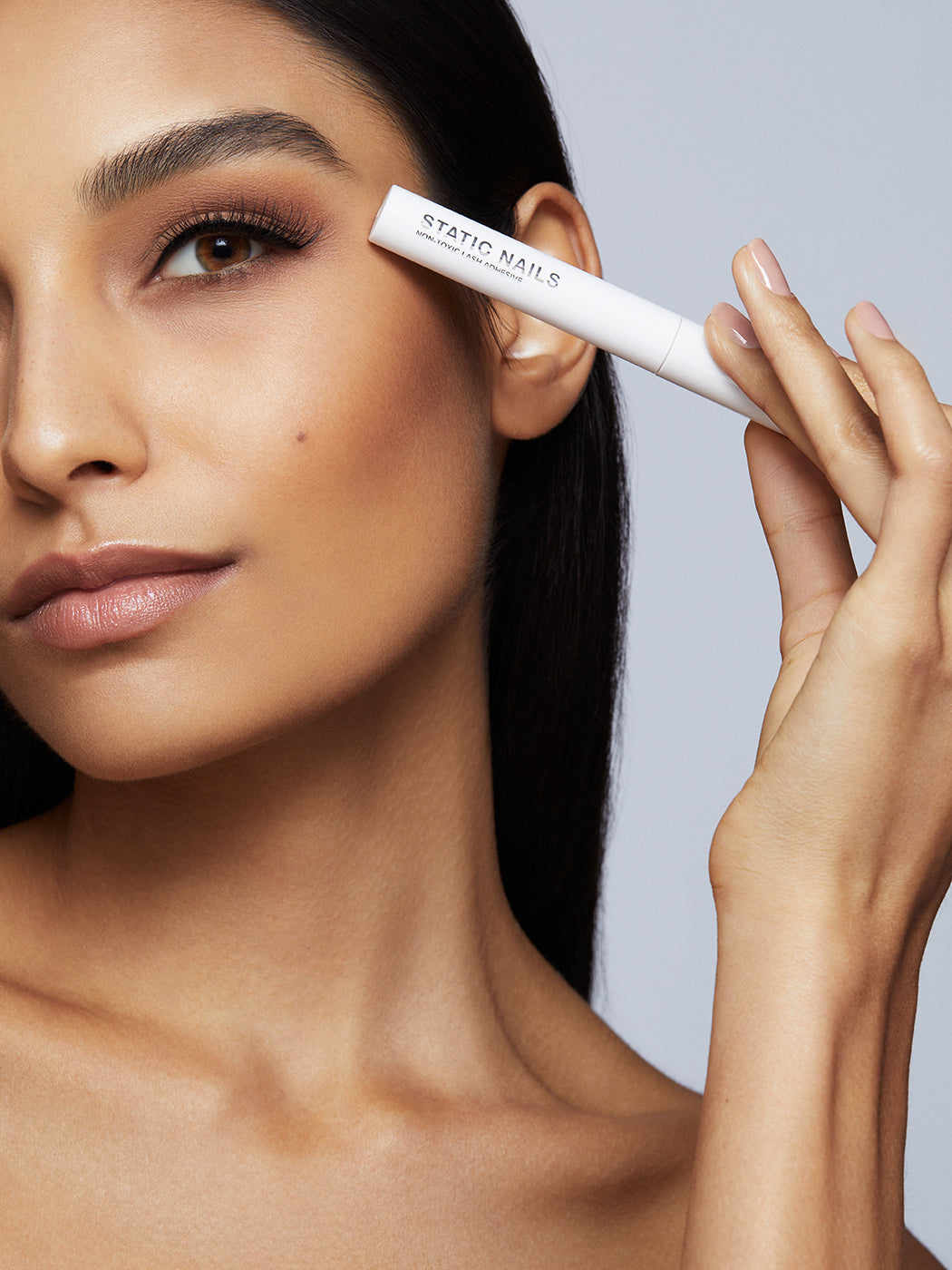 STAY IN PLACE, 3-IN-1 NON-TOXIC LASH ADHESIVE LINER 5 STAY IN PLACE, 3-IN-1 NON-TOXIC LASH ADHESIVE LINER